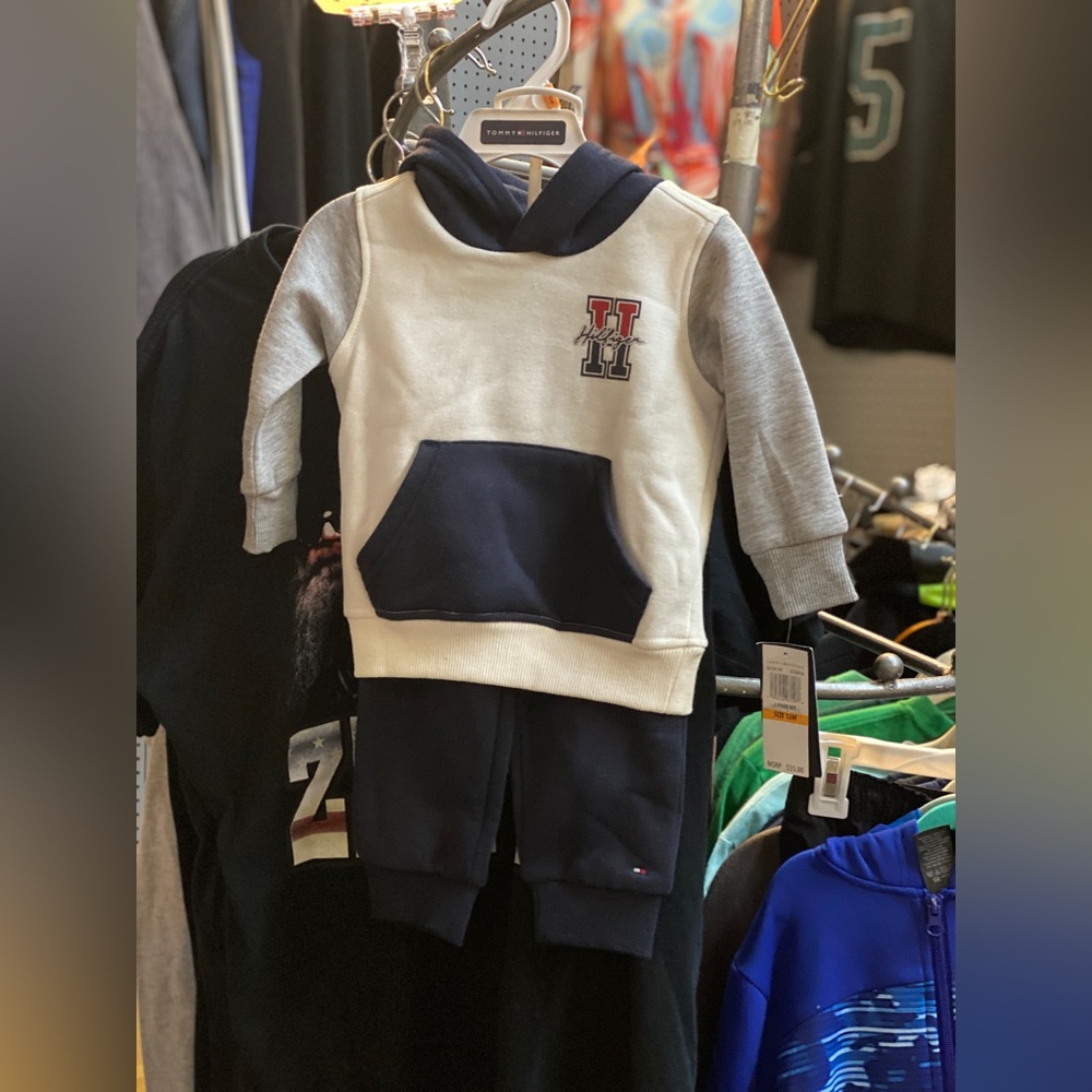 Tommy Hilfiger Boys 12M Two Piece Hooded Sweatsuit-NWT